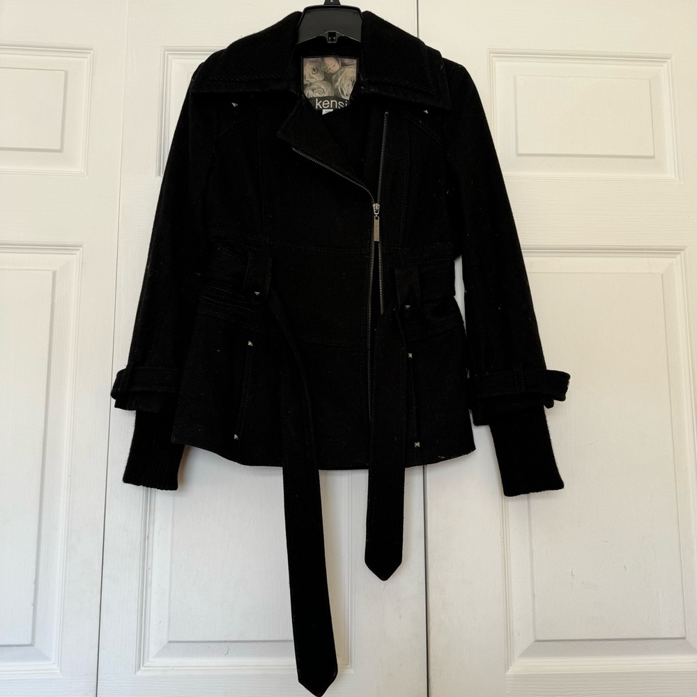 Kensie Black Coat Size XS (ZIPPER DOES NOT WORK)